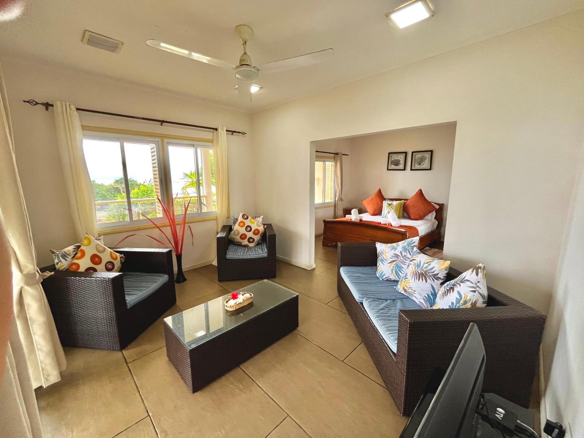 Summer Self Catering Baie Sainte Anne Esterno foto